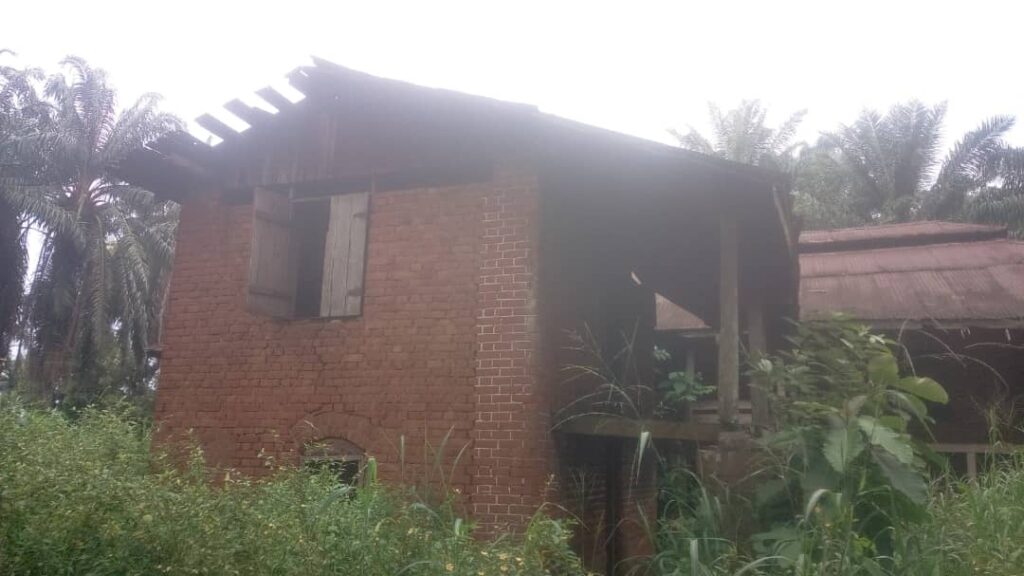A Hospital Decaying